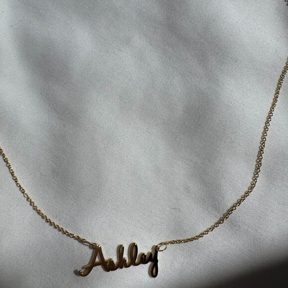 NWOT MonogramHub Script Name Necklace "Ashley" 14k Gold Plated, 18" Link Chain - Picture 11 of 16